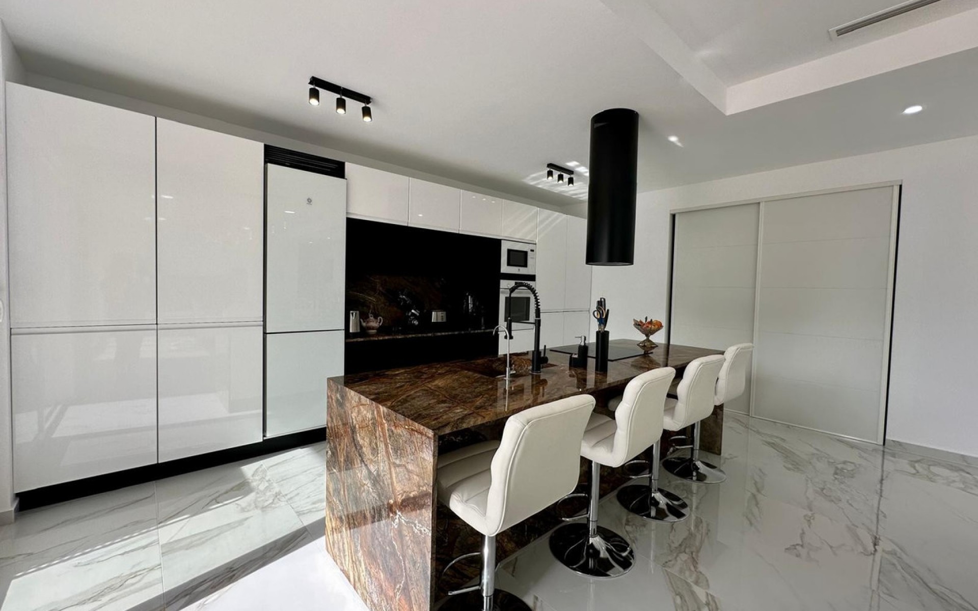 A Vendre - Villa - Petrel - Petrer