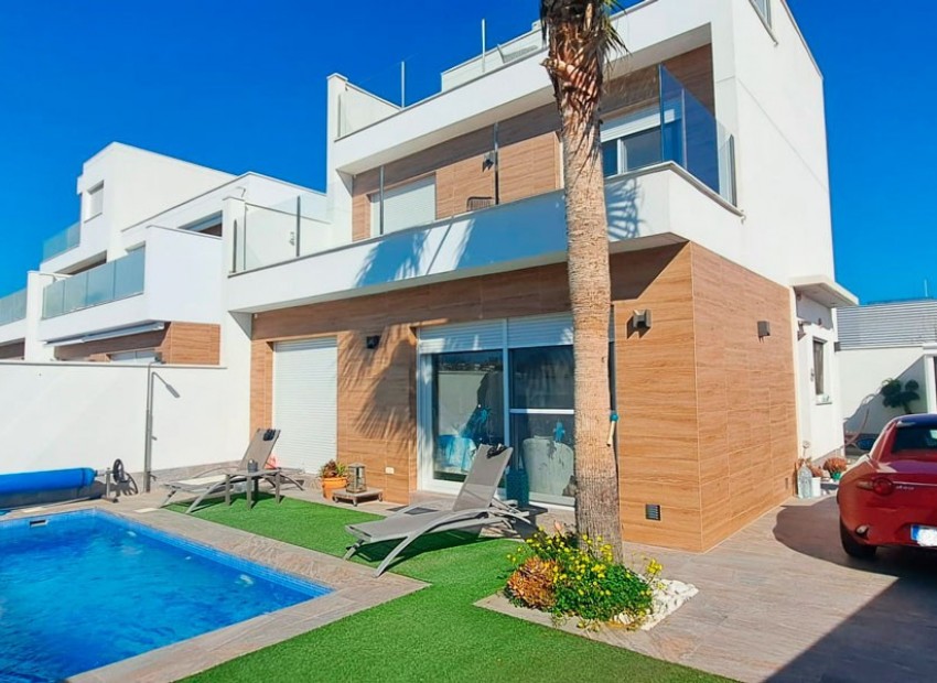 A Vendre - Villa - Pilar de la Horadada - Pilar de la Horadada Centro