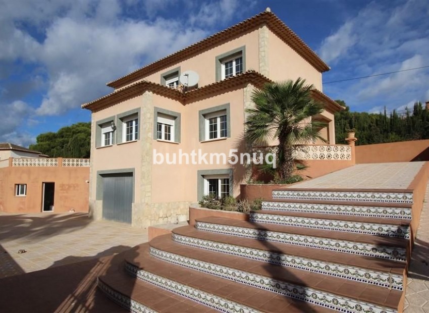 A Vendre - Villa - Pinoso - Los Pinos