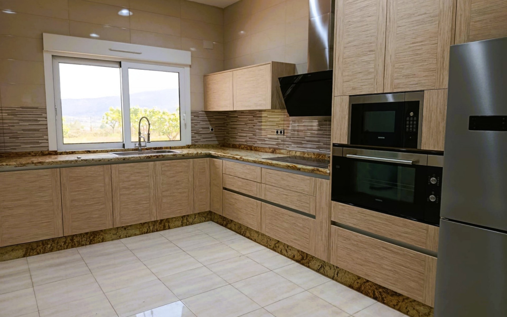 A Vendre - Villa - Pinoso - Pinoso Centro