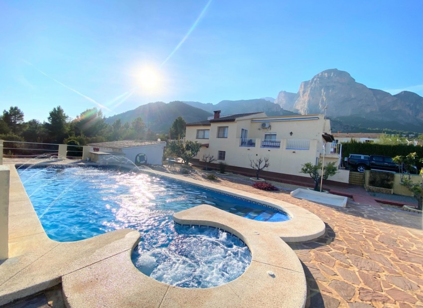 A Vendre - Villa - Polop
