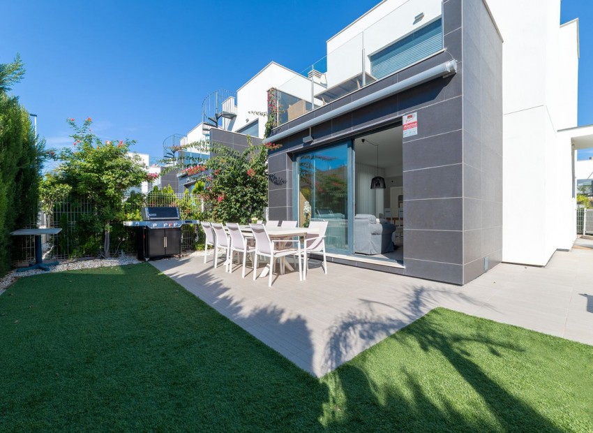 A Vendre - Villa - Punta Prima