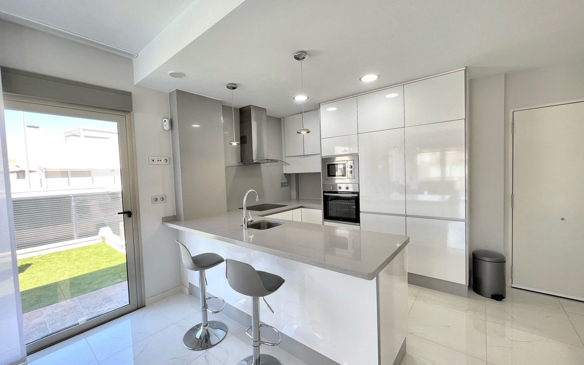 A Vendre - Villa - Punta Prima