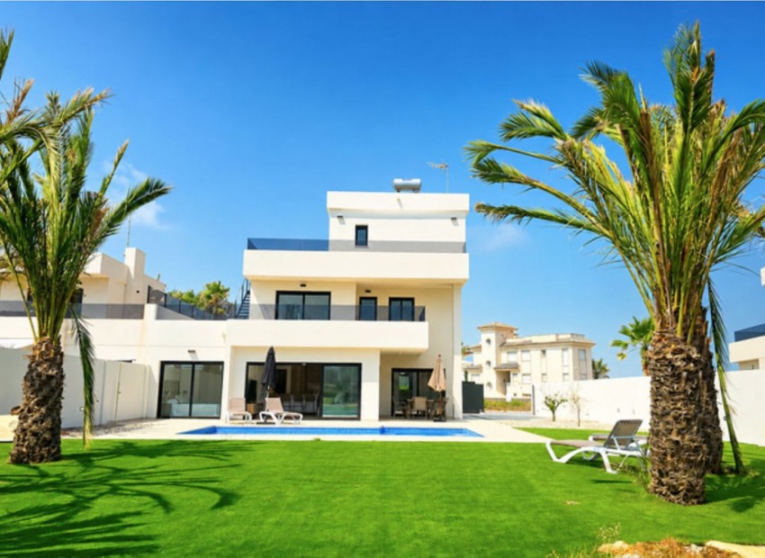 A Vendre - Villa - San Javier - La Manga Del Mar Menor