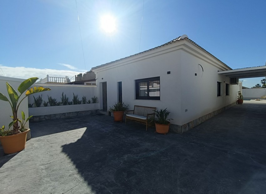 A Vendre - Villa - Torrevieja - El Chaparral