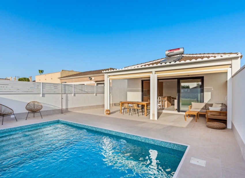 A Vendre - Villa - Torrevieja - El Chaparral