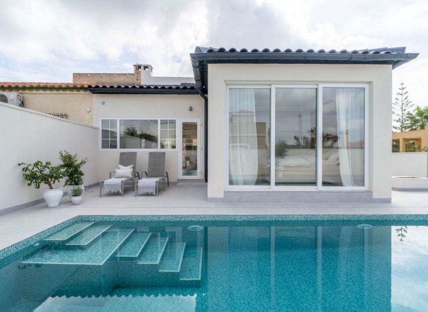 A Vendre - Villa - Torrevieja - La Siesta