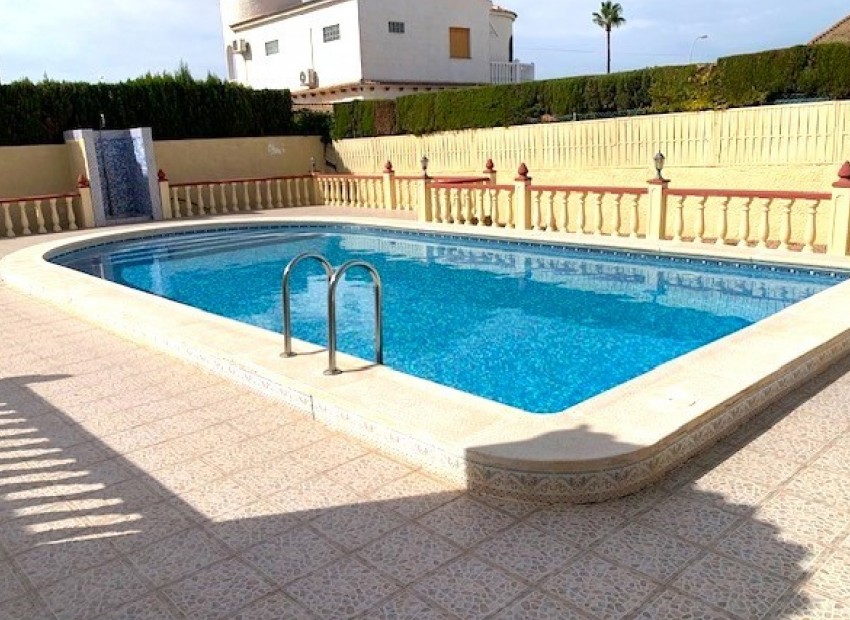 A Vendre - Villa - Torrevieja - San Luis