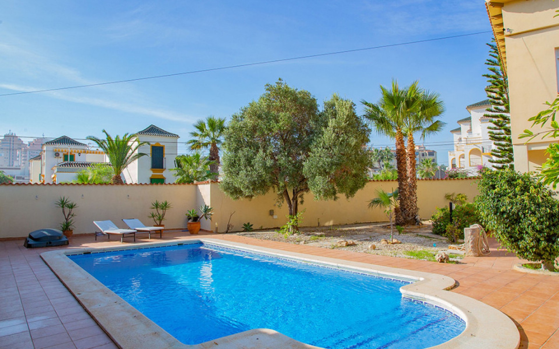 A Vendre - Villa - Torrevieja - Torre La Mata