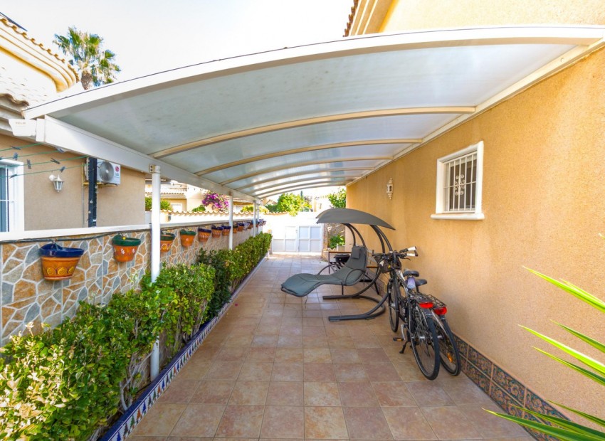 A Vendre - Villa - Torrevieja - Torrevieja Centro