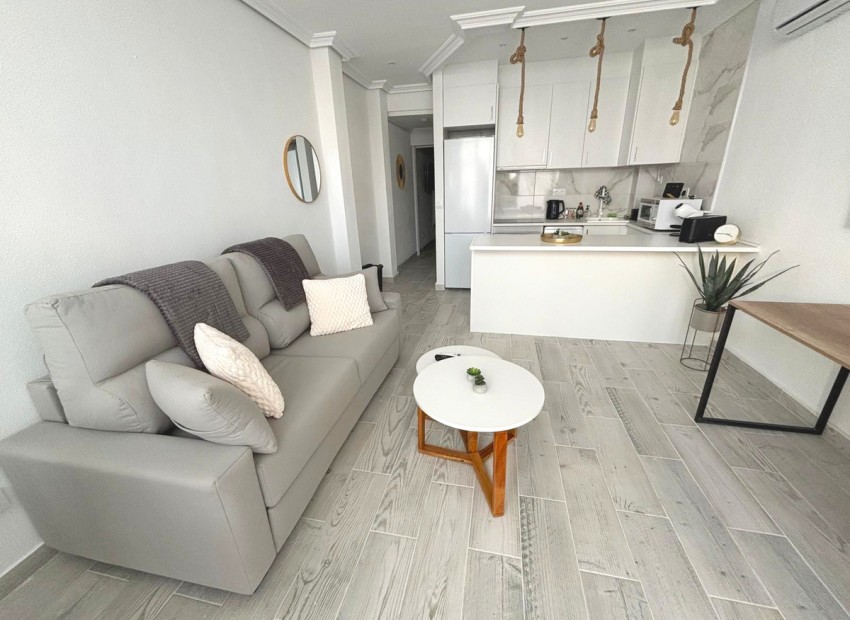 A Vendre - Villa - Torrevieja - Torrevieja Centro