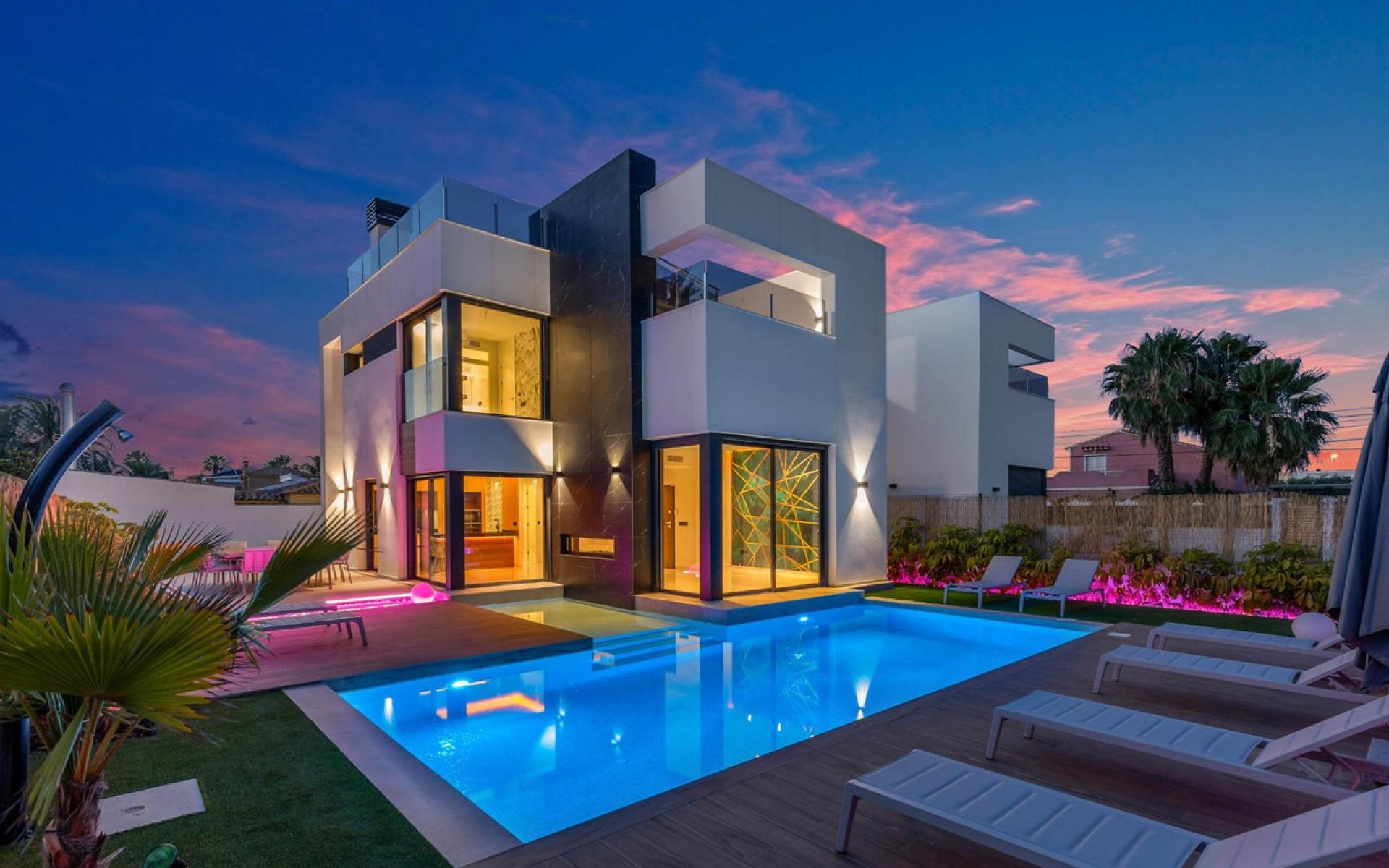 A Vendre - Villa - Torrevieja - Torrevieja Centro