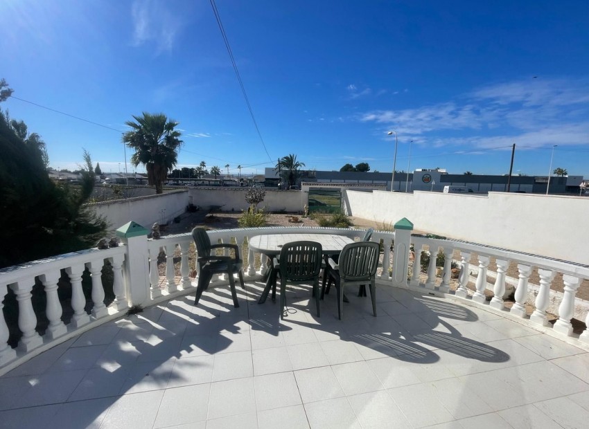 A Vendre - Villa - Torrevieja - Torrevieja Centro