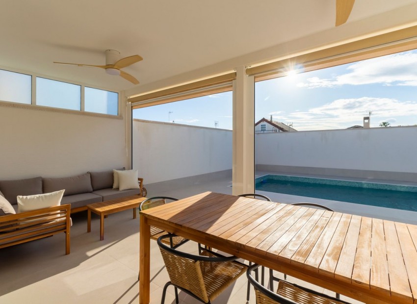 A Vendre - Villa - Torrevieja - Torrevieja Centro