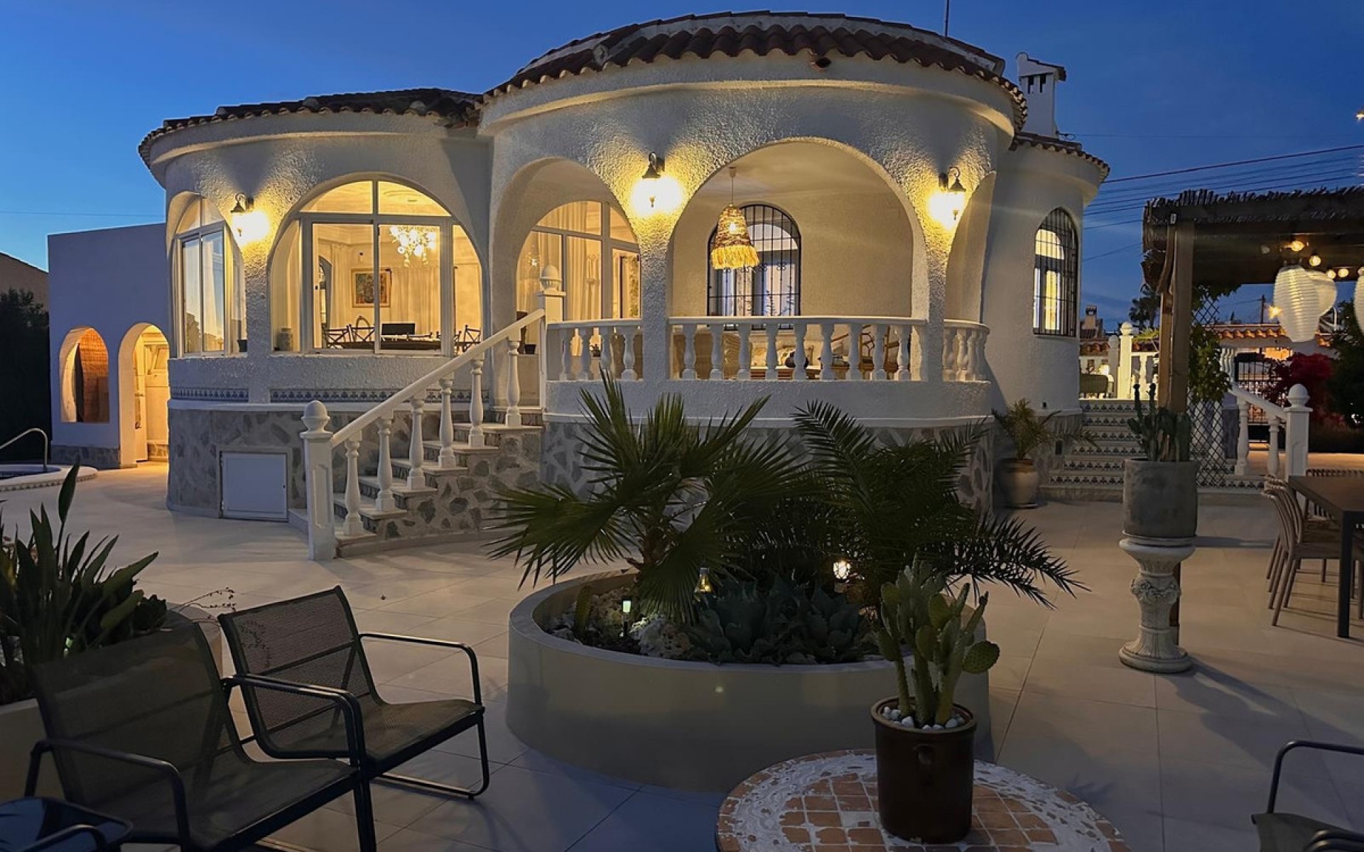A Vendre - Villa - Torrevieja - Torrevieja Centro