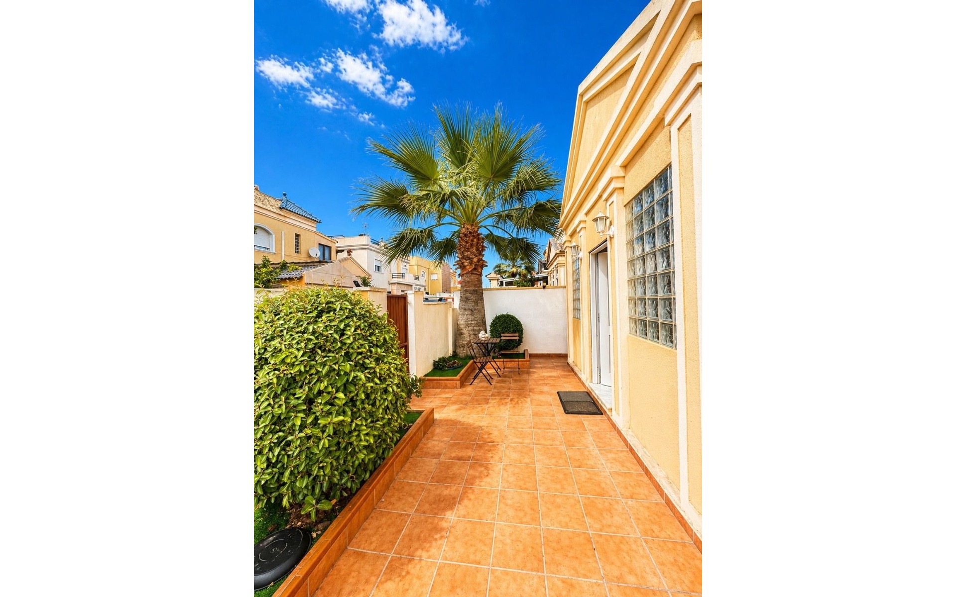 A Vendre - Villa - Torrevieja - Torrevieja Centro