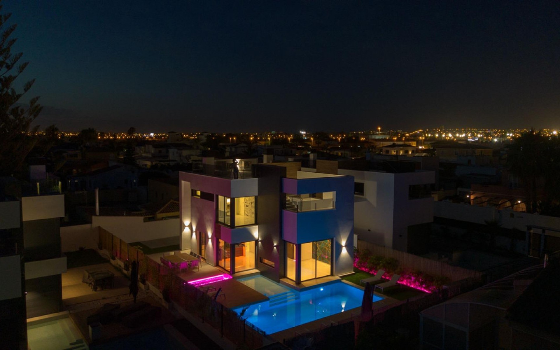 A Vendre - Villa - Torrevieja - Torrevieja Centro