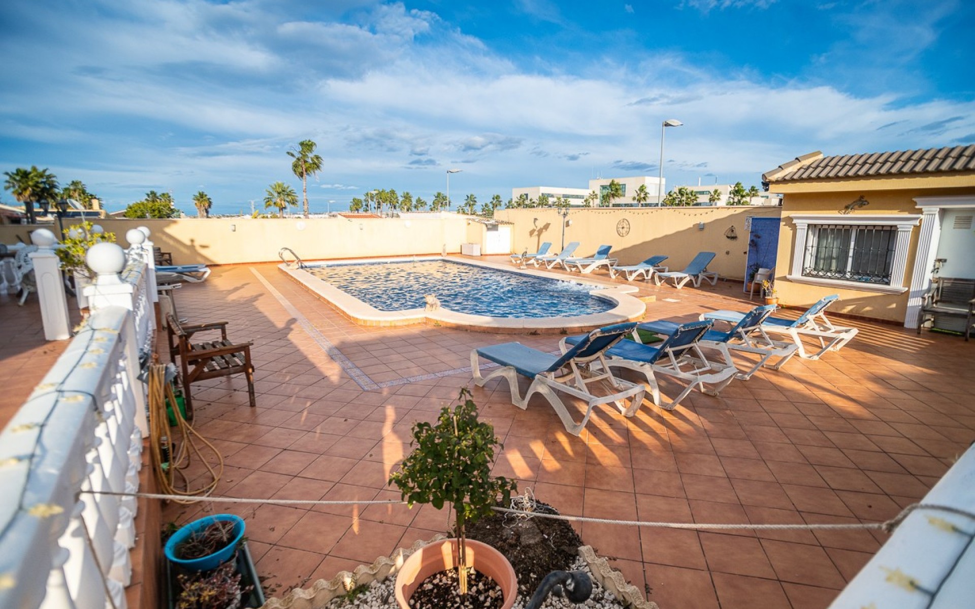 A Vendre - Villa - Torrevieja - Torrevieja Centro
