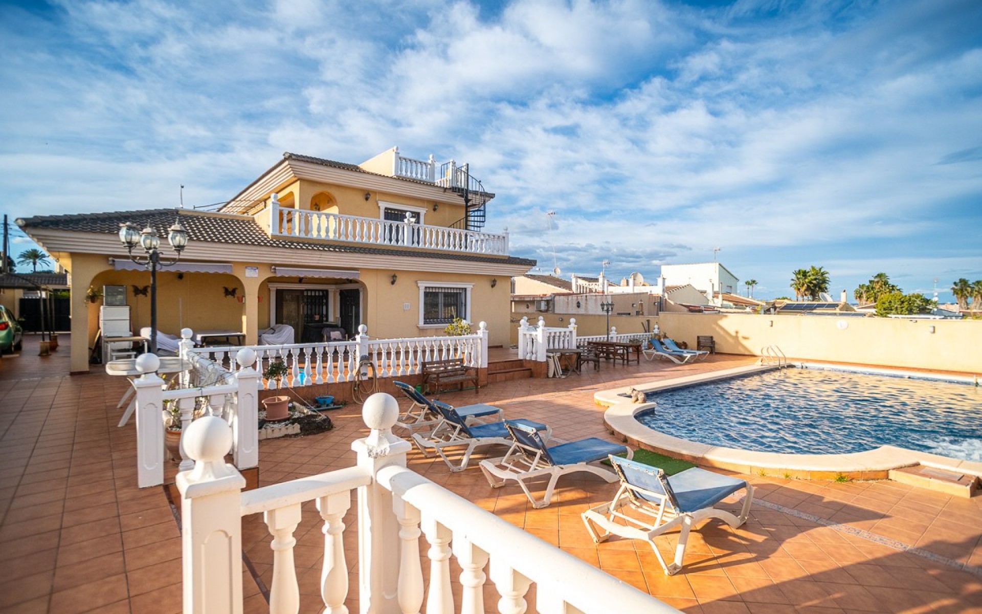 A Vendre - Villa - Torrevieja - Torrevieja Centro