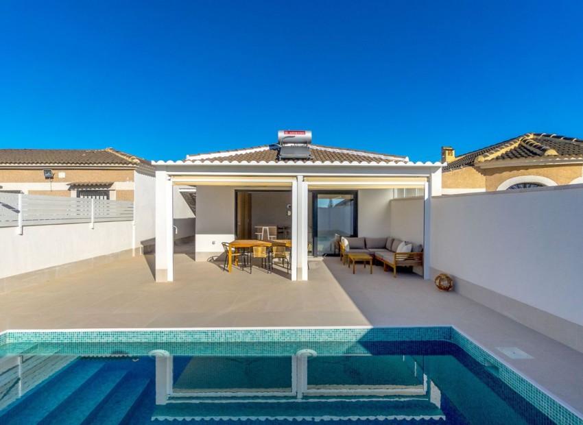 A Vendre - Villa - Torrevieja - Torrevieja Centro