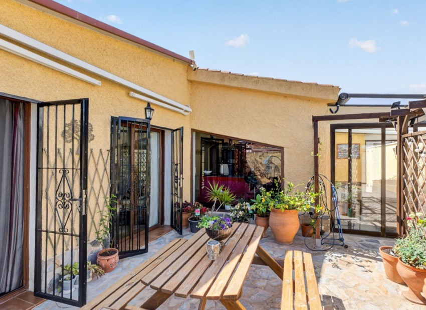 A Vendre - Villa - Torrevieja - Torrevieja Centro
