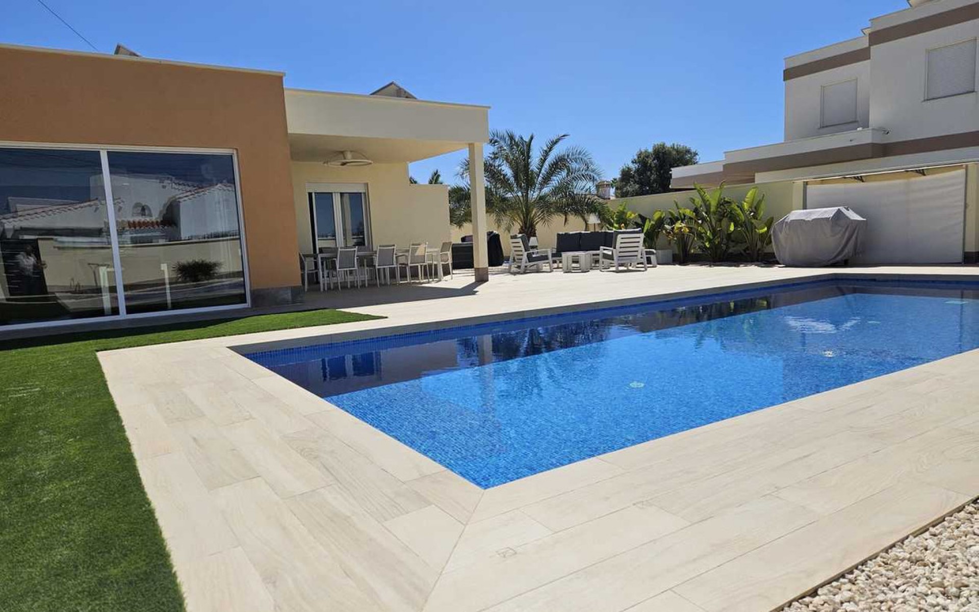 A Vendre - Villa - Torrevieja - Torrevieja Centro