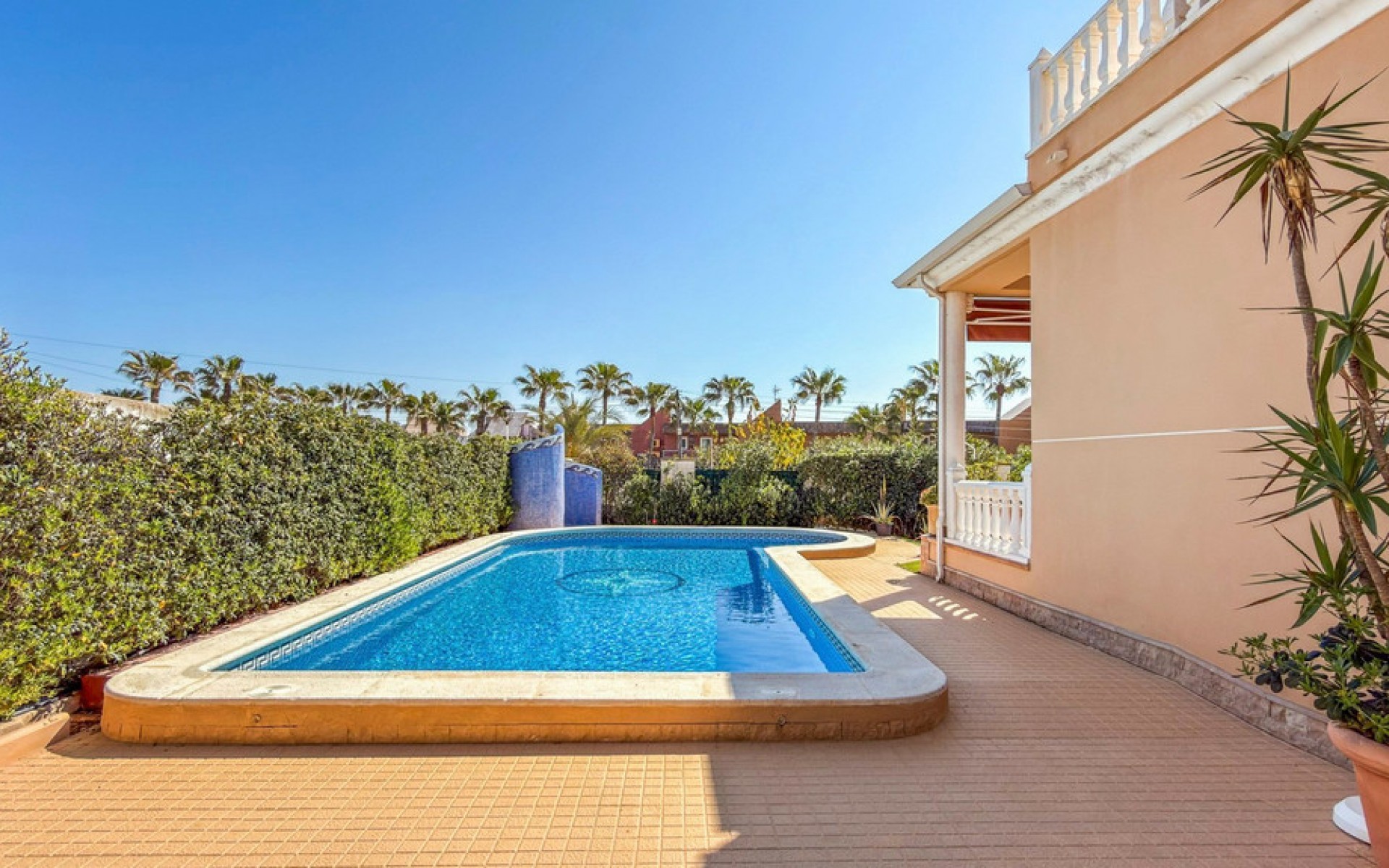 A Vendre - Villa - Torrevieja - Torrevieja Centro