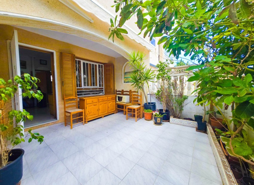 A Vendre - Villa - Torrevieja - Torrevieja Centro