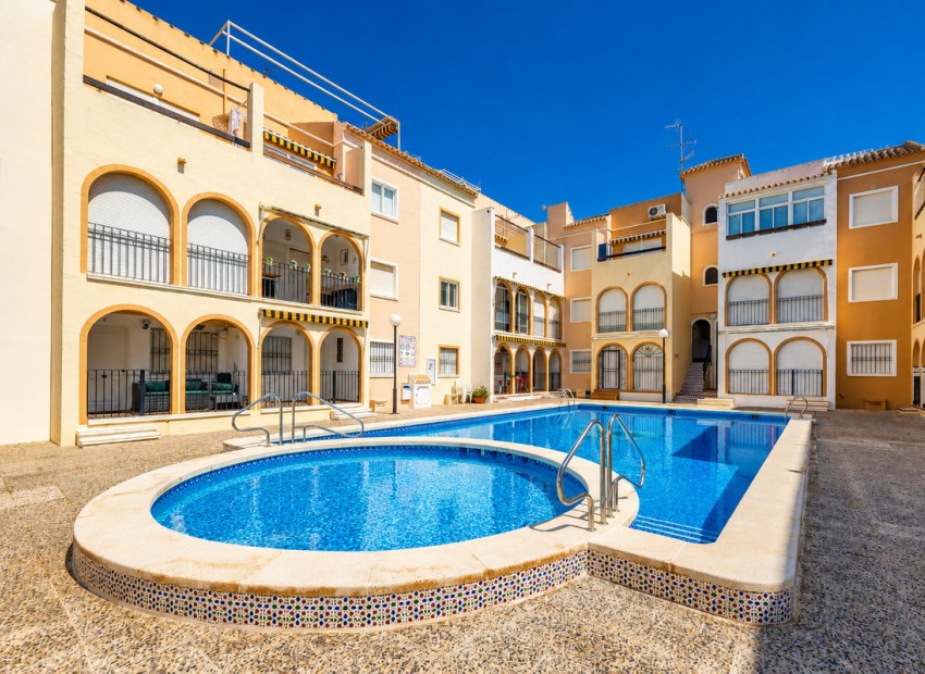 A Vendre - Villa - Torrevieja - Torrevieja Centro