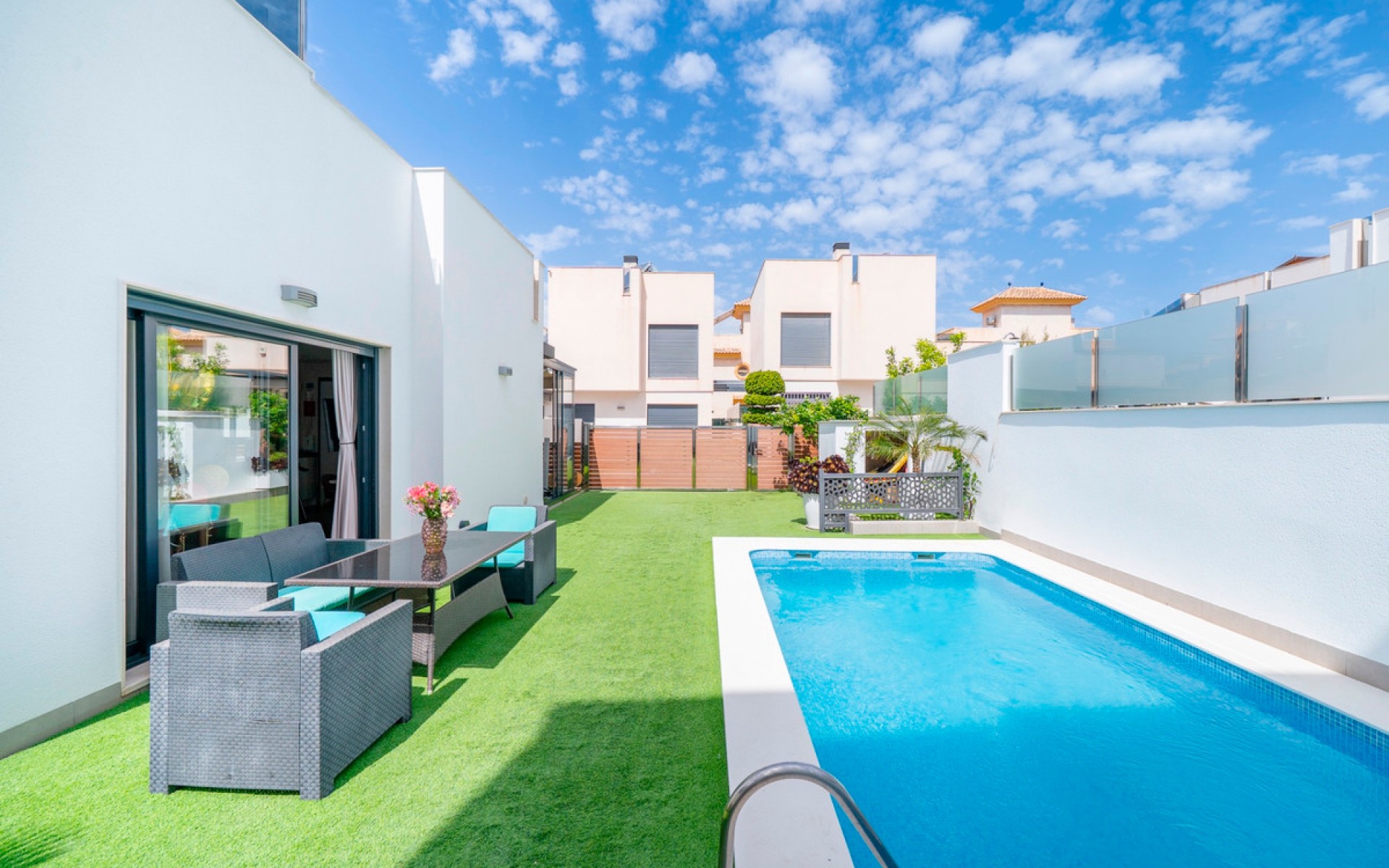 A Vendre - Villa - Torrevieja - Torrevieja Centro
