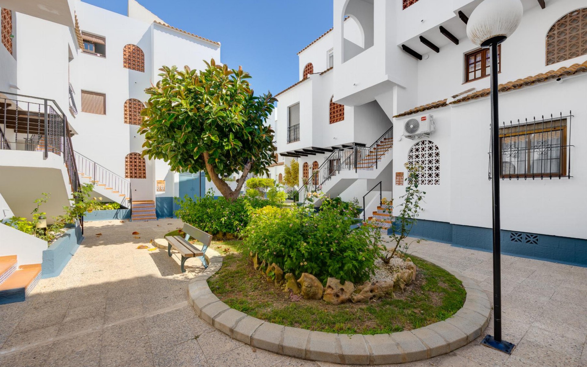 A Vendre - Villa - Torrevieja - Torrevieja Centro