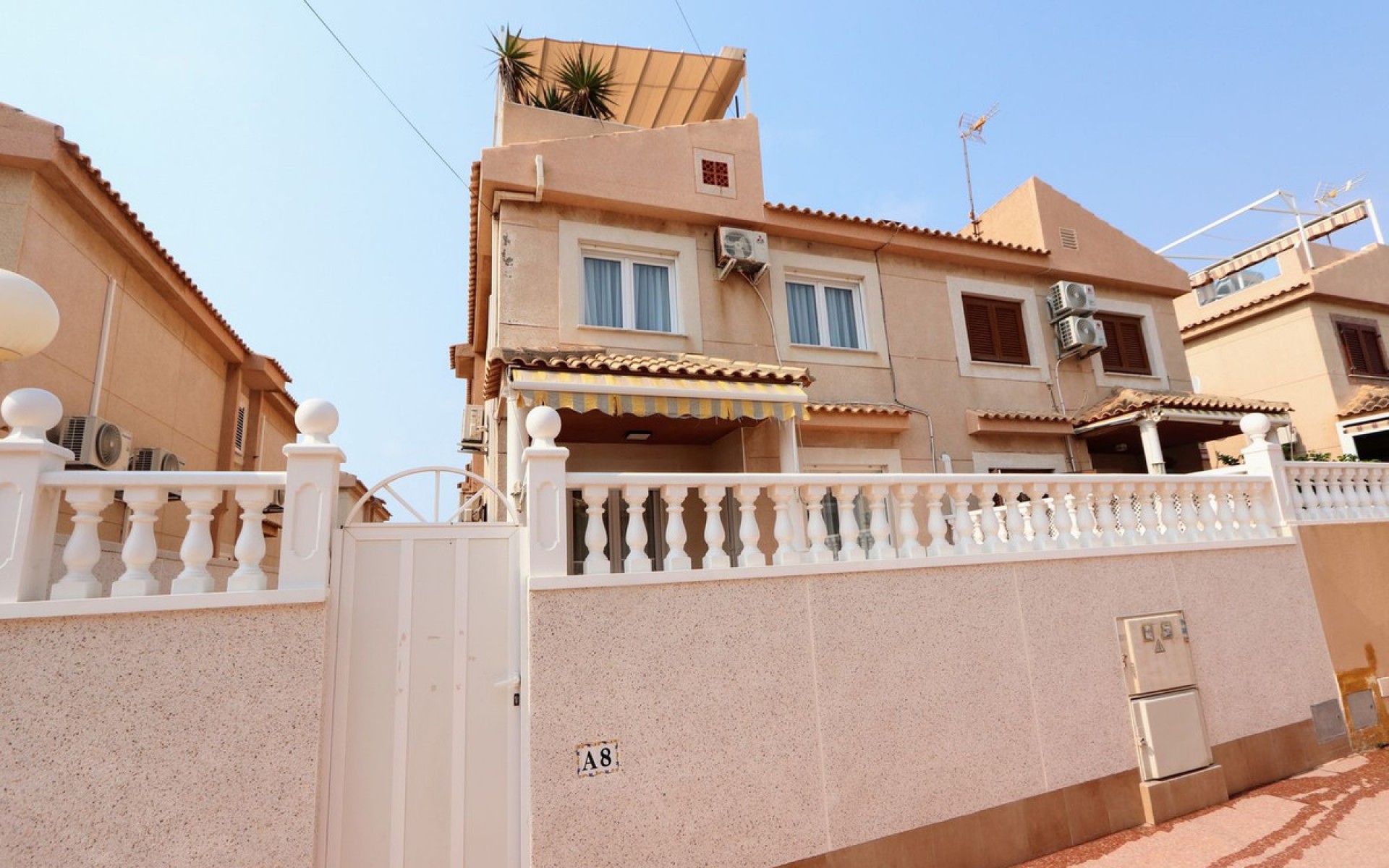 A Vendre - Villa - Torrevieja - Torrevieja Centro
