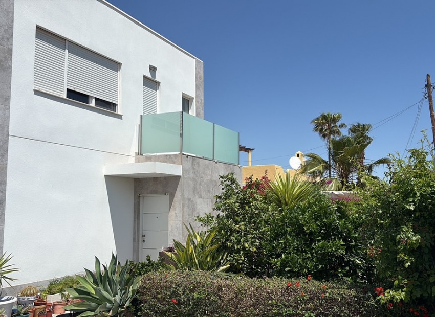 A Vendre - Villa - Torrevieja - Torrevieja Centro