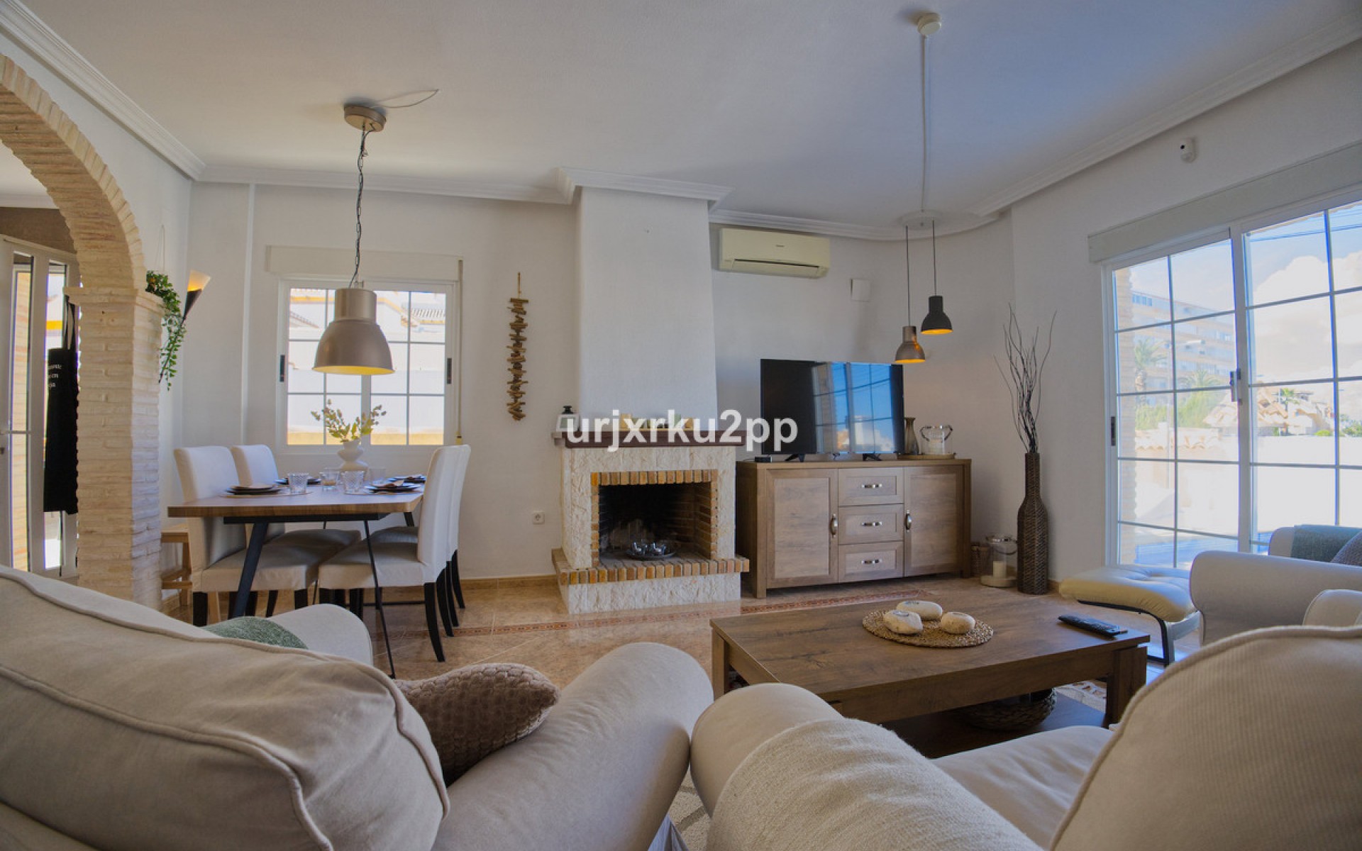 A Vendre - Villa - Torrevieja - Torrevieja Centro