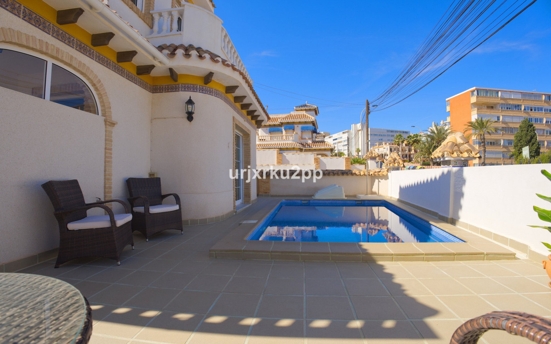 A Vendre - Villa - Torrevieja - Torrevieja Centro