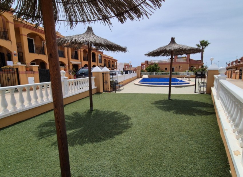 A Vendre - Villa - Torrevieja - Torrevieja Centro