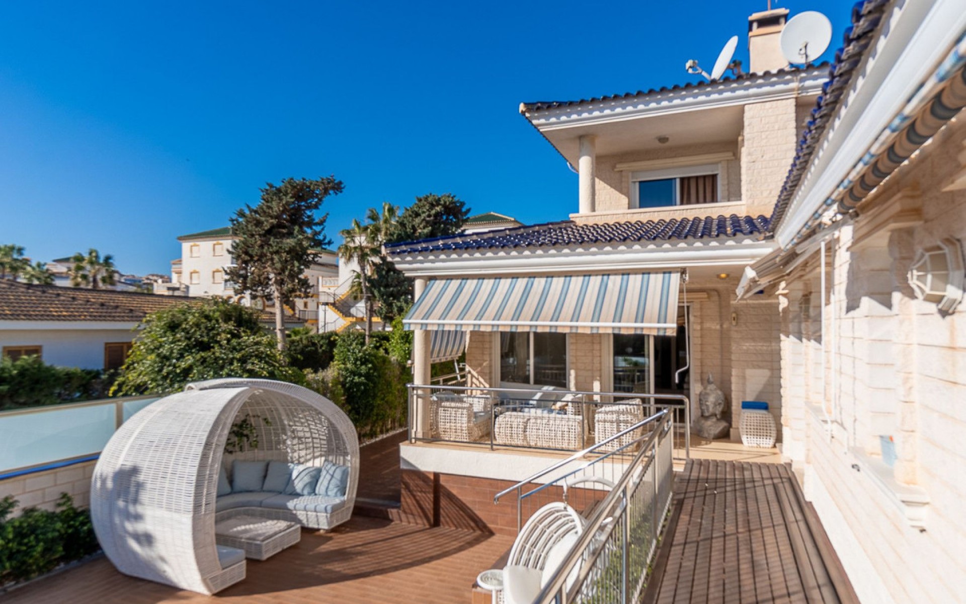 A Vendre - Villa - Torrevieja - Torrevieja Centro