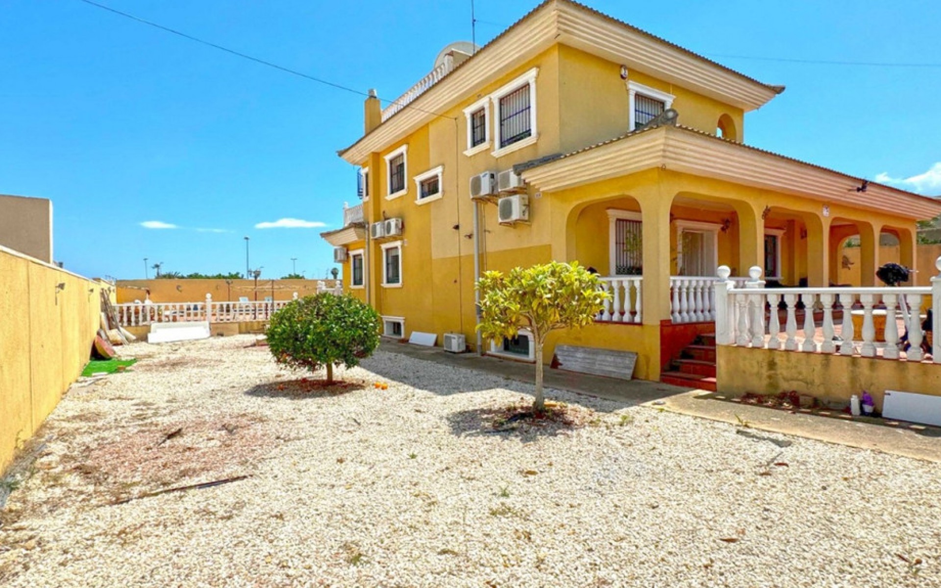 A Vendre - Villa - Torrevieja - Torrevieja Centro