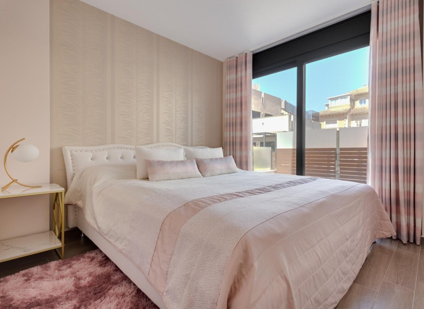 A Vendre - Villa - Torrevieja - Torrevieja Centro