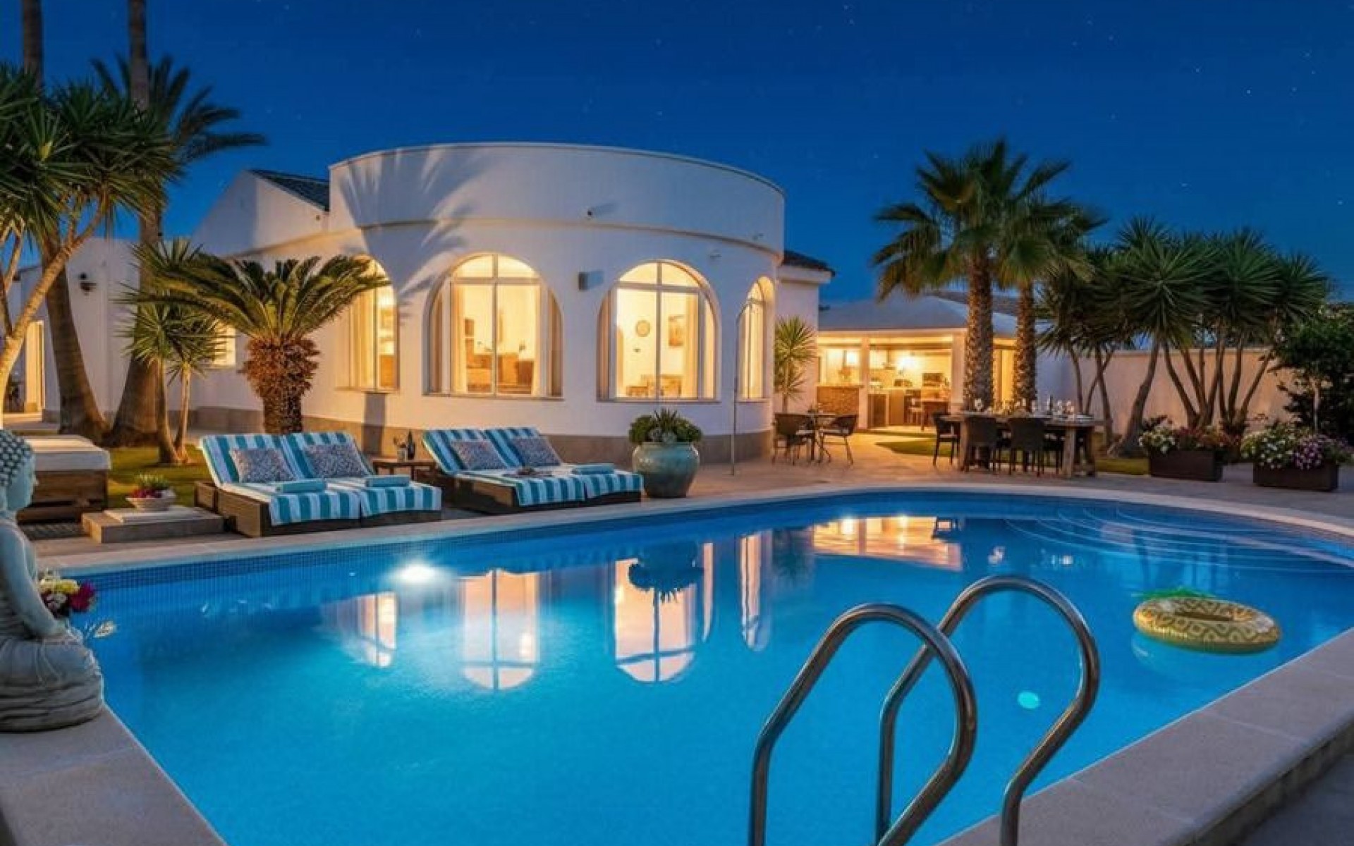 A Vendre - Villa - Torrevieja - Torrevieja Centro