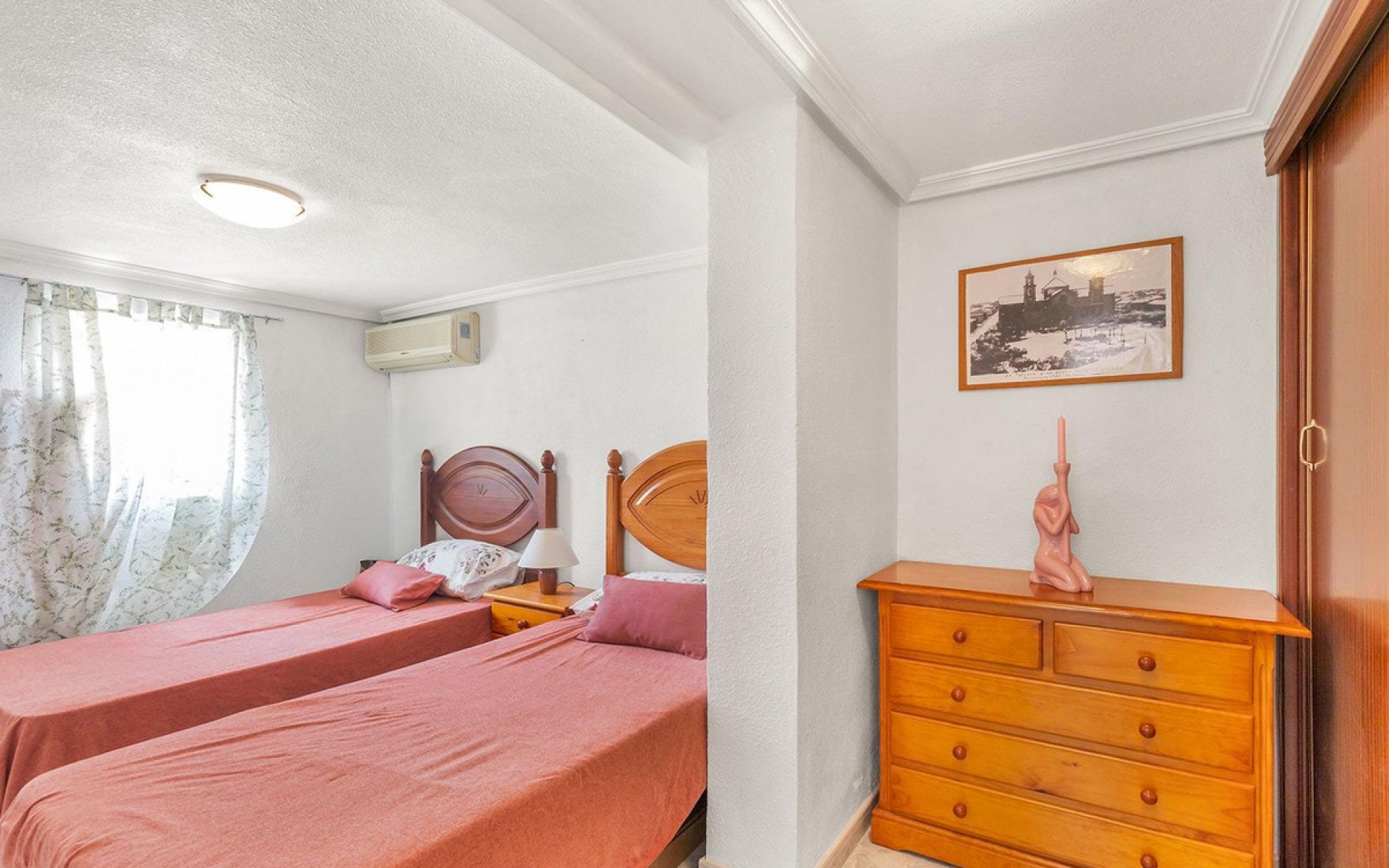 A Vendre - Villa - Torrevieja - Torrevieja Centro
