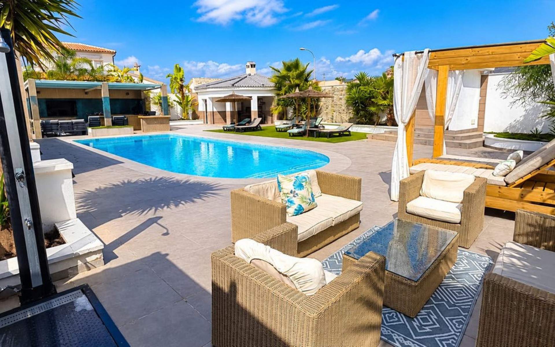 A Vendre - Villa - Torrevieja - Torrevieja Centro