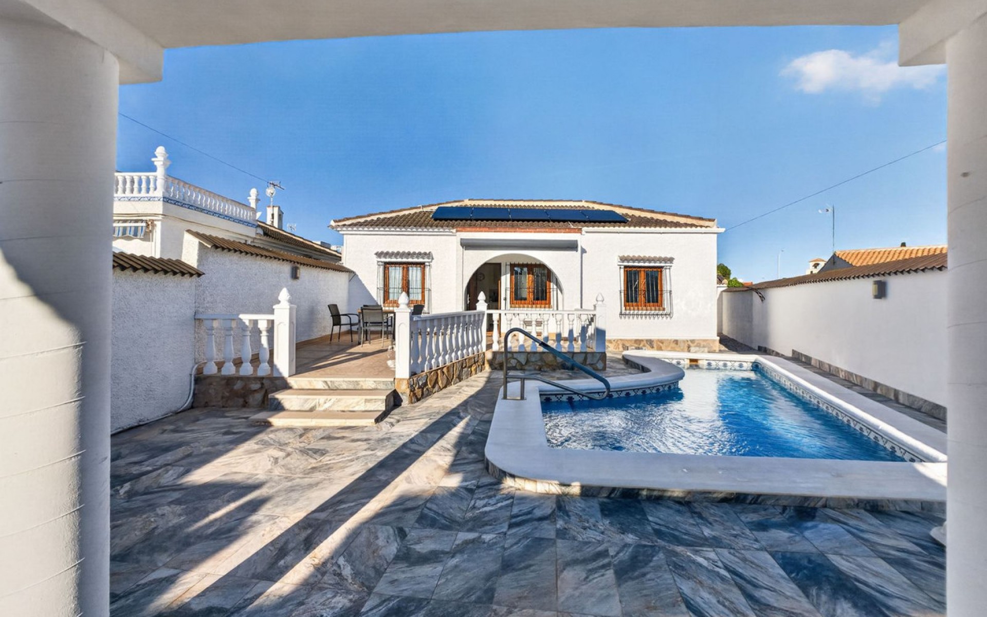 A Vendre - Villa - Torrevieja - Torrevieja Centro