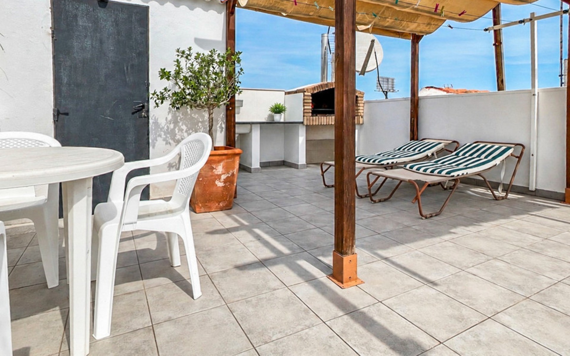 A Vendre - Villa - Torrevieja - Torrevieja Centro