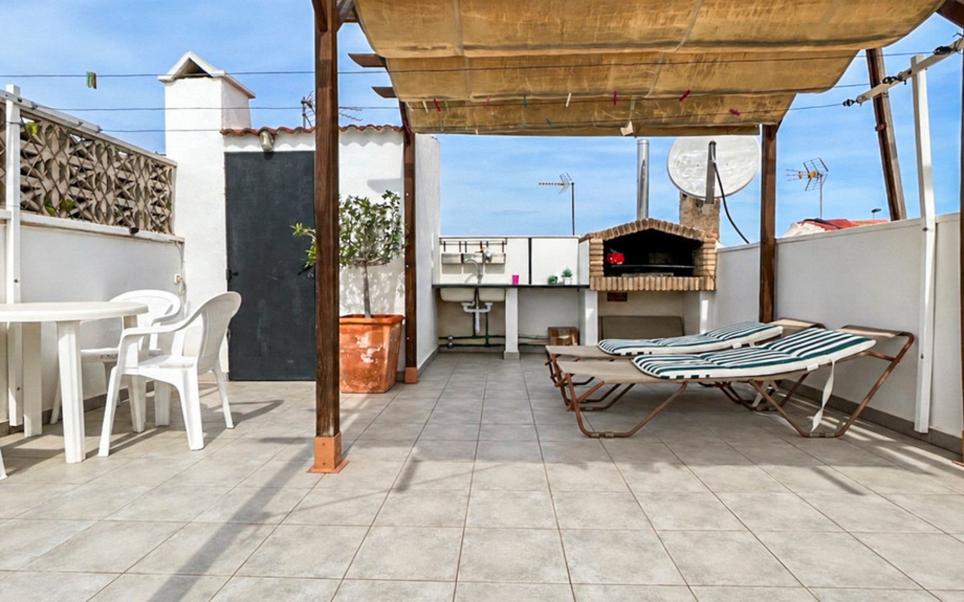 A Vendre - Villa - Torrevieja - Torrevieja Centro