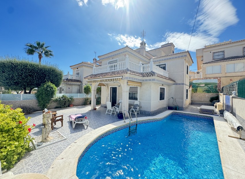 A Vendre - Villa - Villamartin