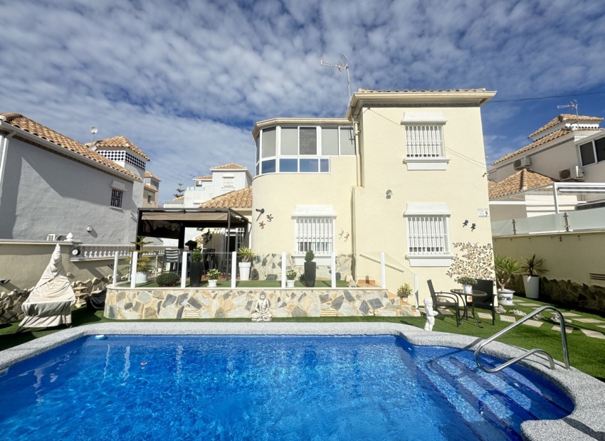 A Vendre - Villa - Villamartin