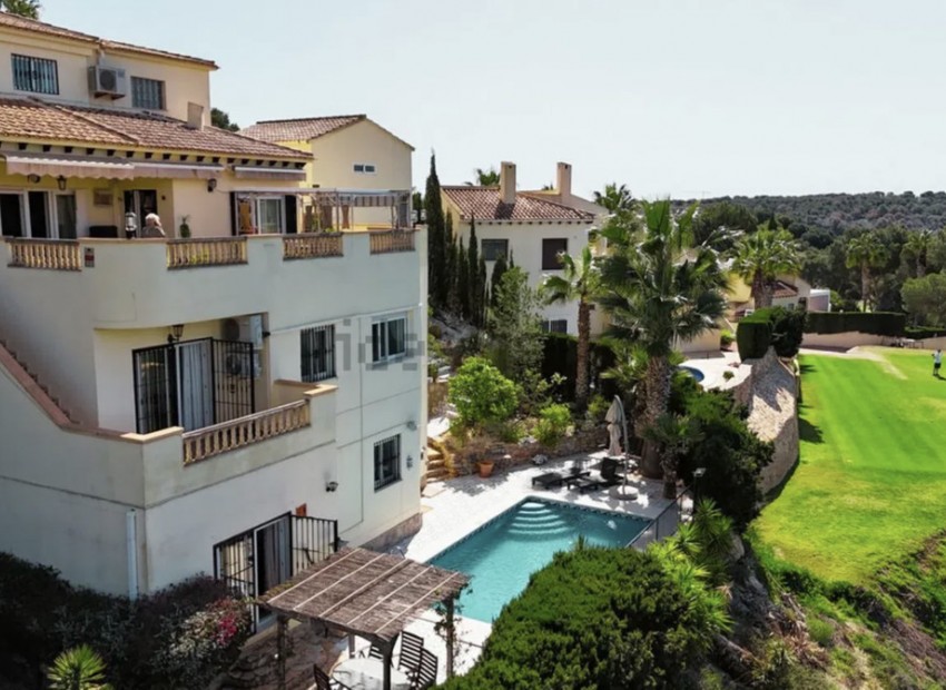 A Vendre - Villa - Villamartin