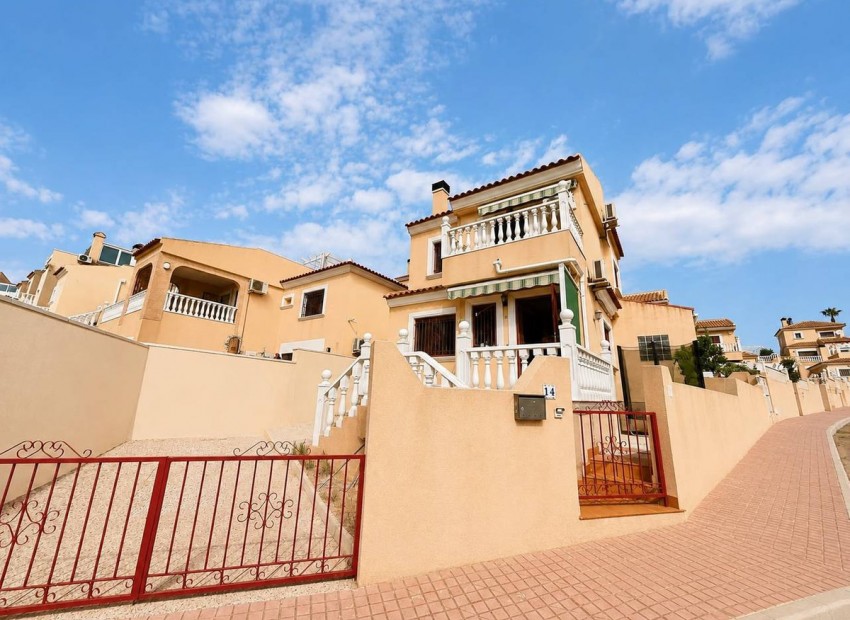 A Vendre - Villa - Villamartin