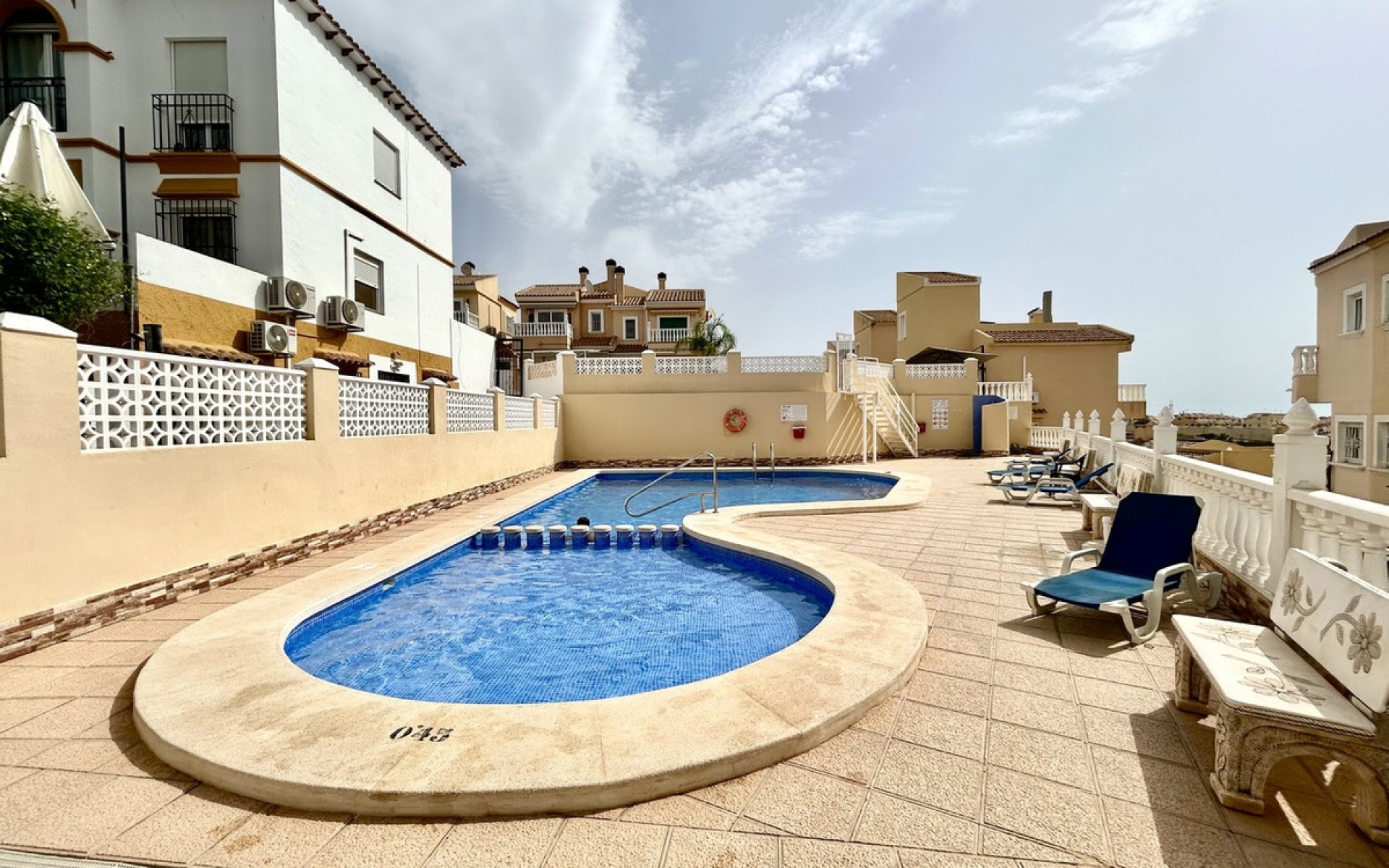 A Vendre - Villa - Villamartin